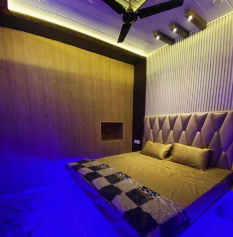 Namo Guest House Only For Indians Варанаси Экстерьер фото